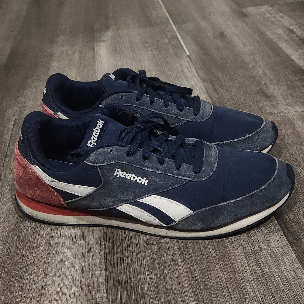 Reebok Men's 11.5 Navy and Red Sneakers